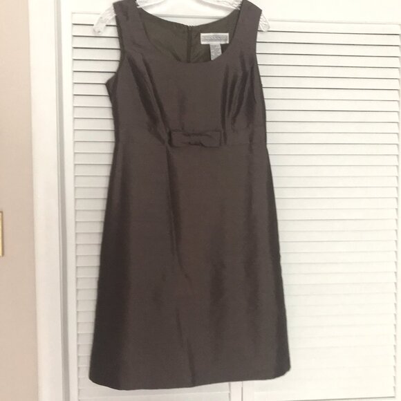 JESSICA HOWARD: BROWN BEADED SPECIAL OCCASION DRESS WITH BOLERO JACKET SIZE 6 - Picture 3 of 4